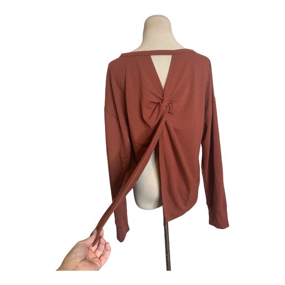 Old Navy active burnt orange long sleeves top size M - Picture 2 of 8